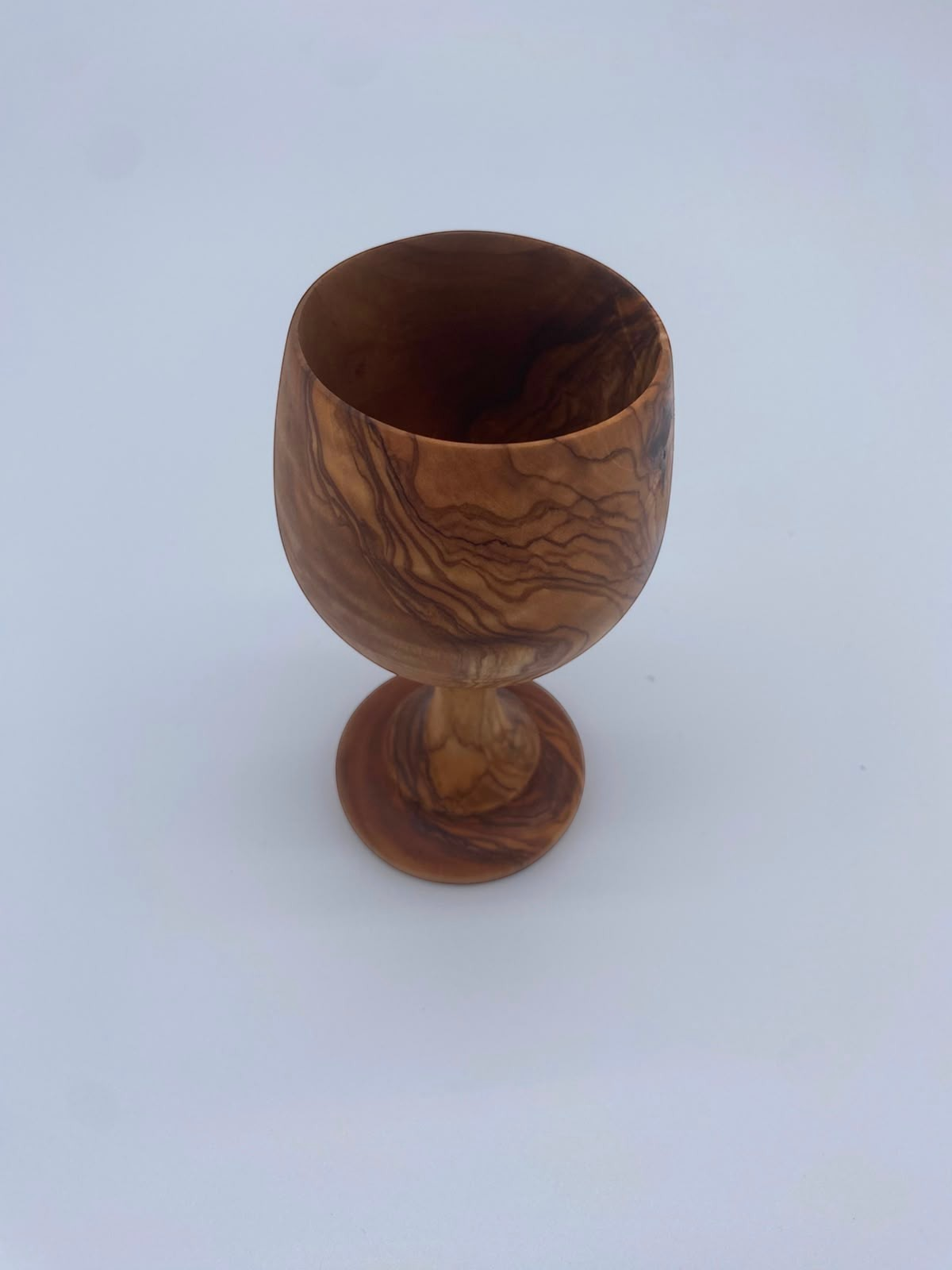 Olivenholz Weinglas handgefertigt (Holzkelch Ø 7cm)