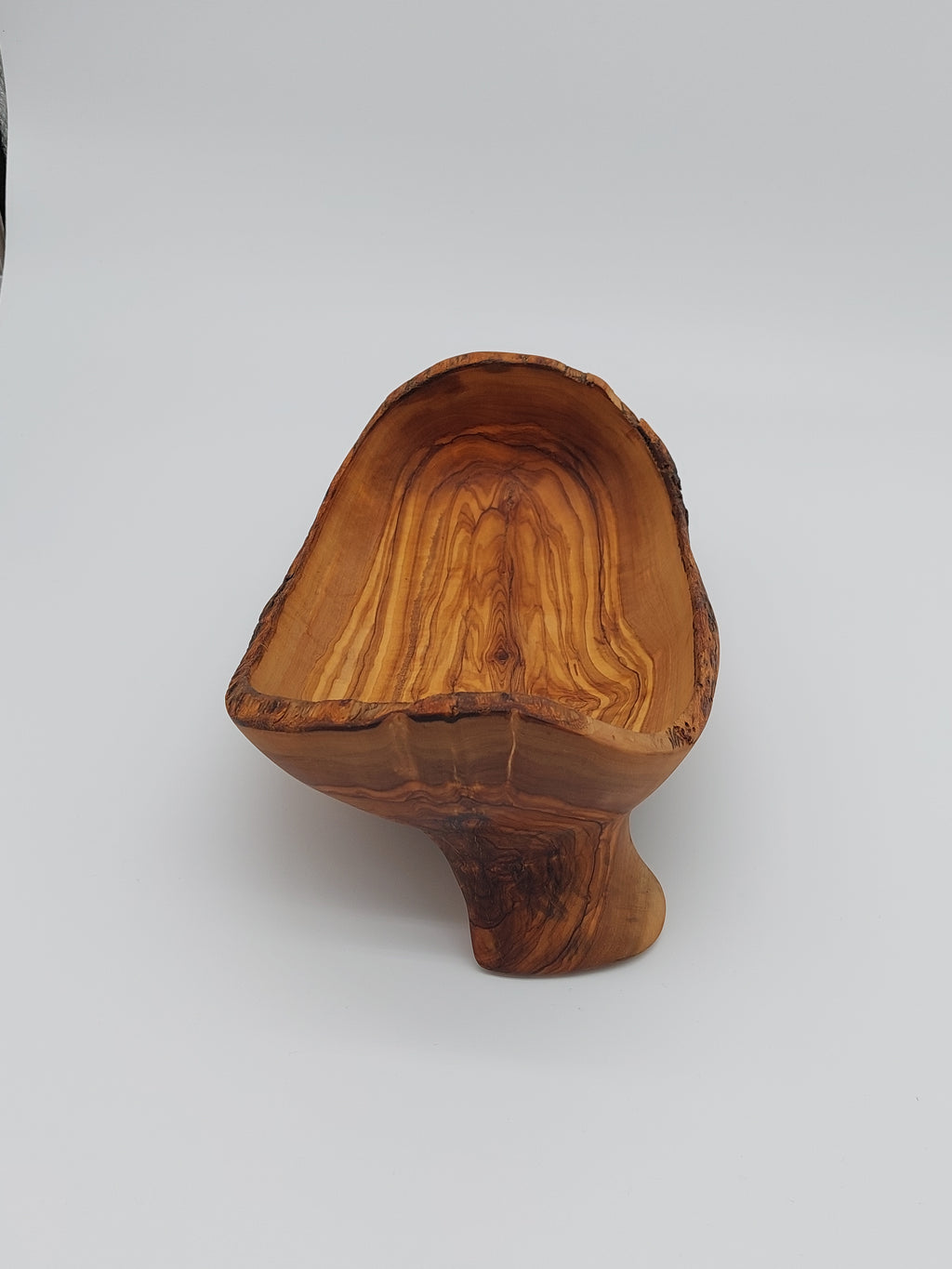 Olivenholz Schale auf 2 Beinen mit Naturrand (27 x 17,5 cm)