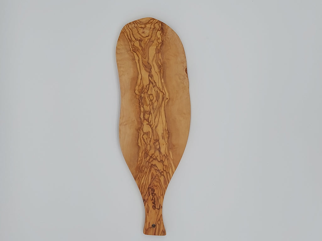 Handgemachtes Olivenholz Servierbrett  – Rustikaler Genuss mit Griff (40 x 13 cm )