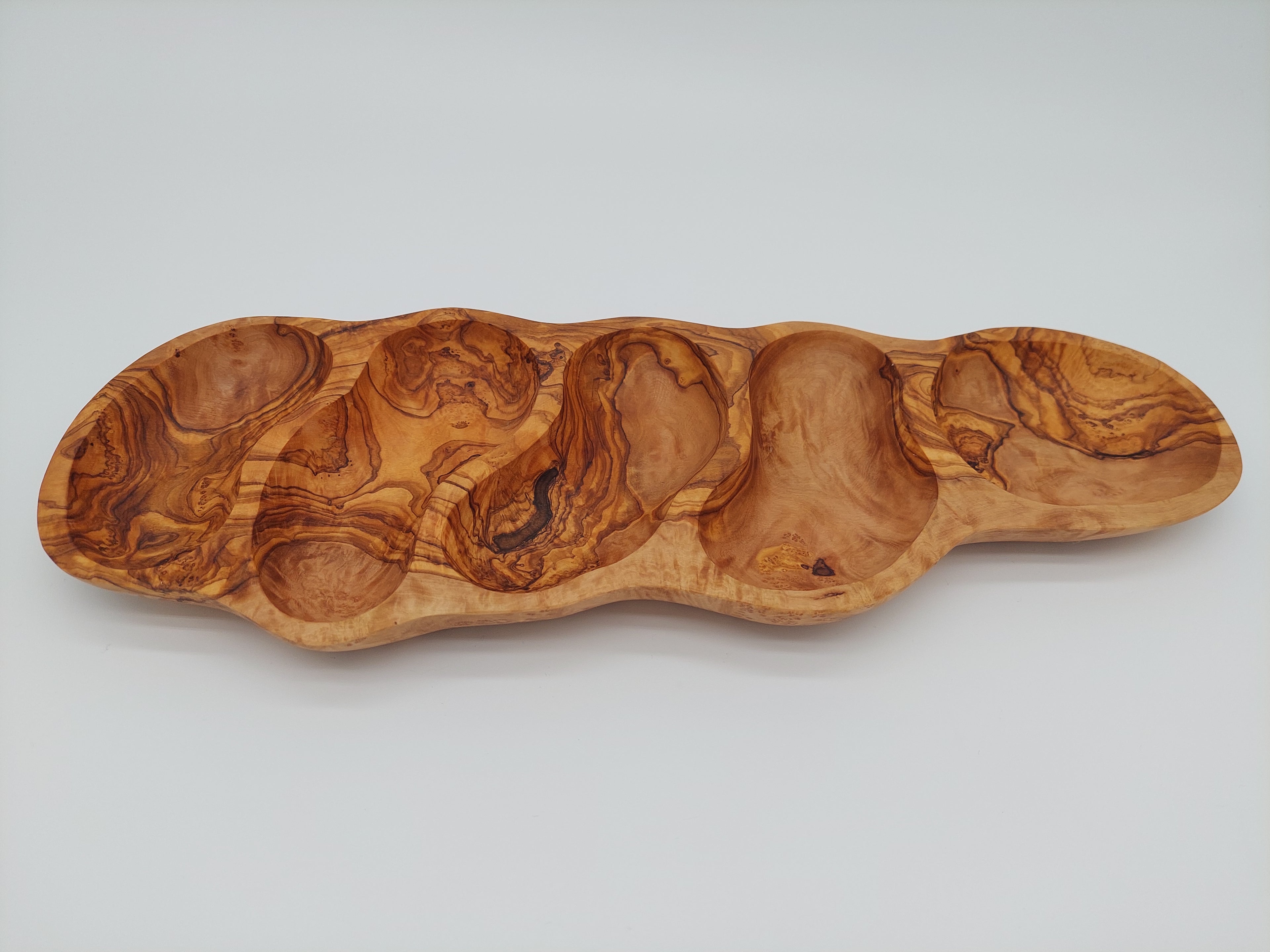 Olivenholz Antipasti-Schale 5-geteilt handgefertigt (47 x 16 cm)