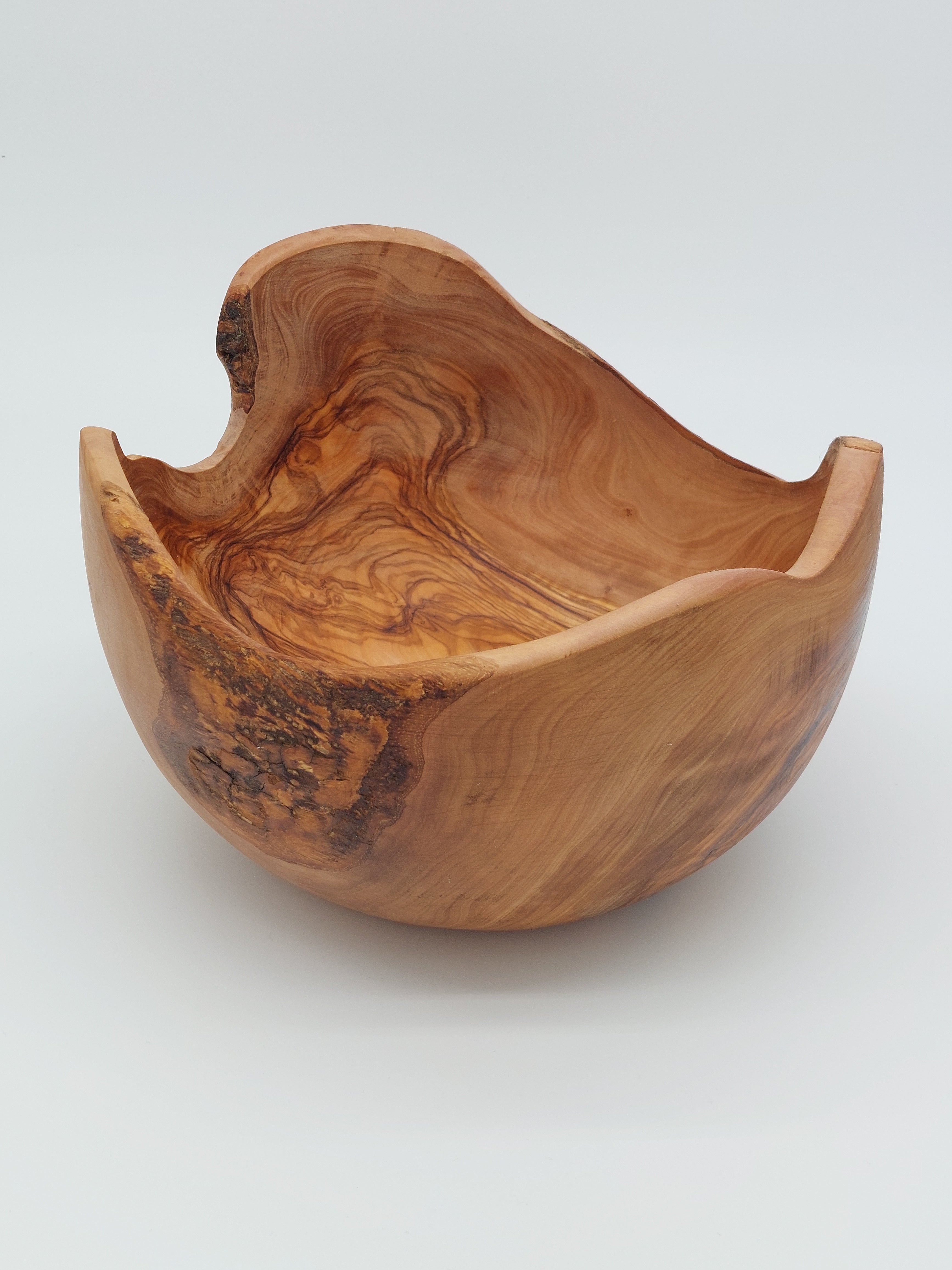 Olivenholz Schale mit Naturrand handgefertigt (Ø 24 cm)