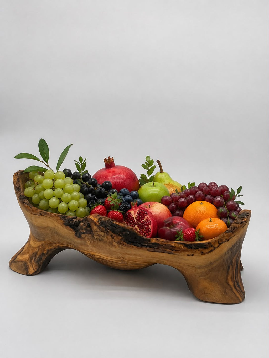 Olivenholz Obstschale auf 3 Beinen handgefertigt (Rustikaler Holz-Trog)