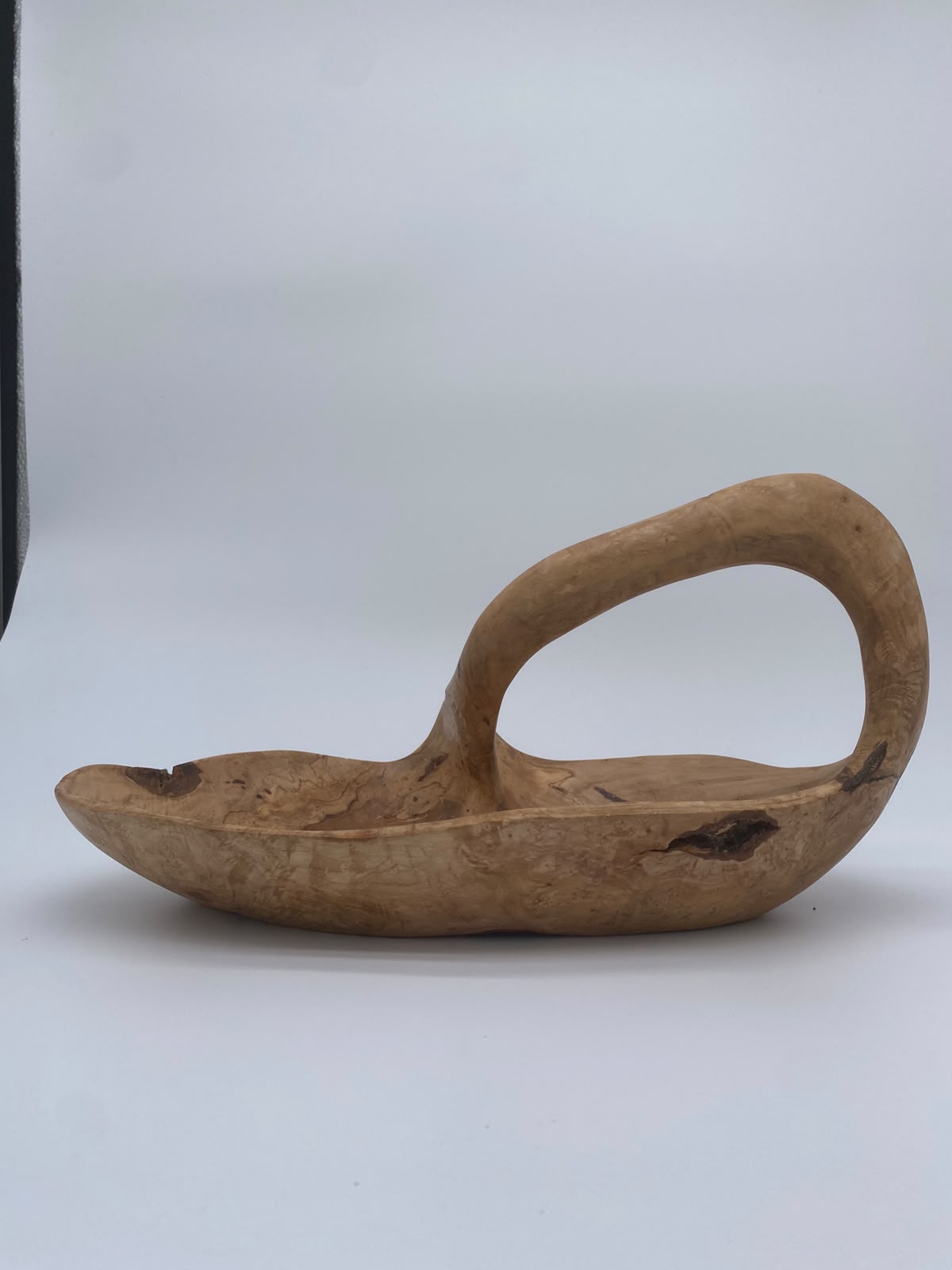 Handgemachter Olivenholz-Obstkorb mit Henkel (40 cm)
