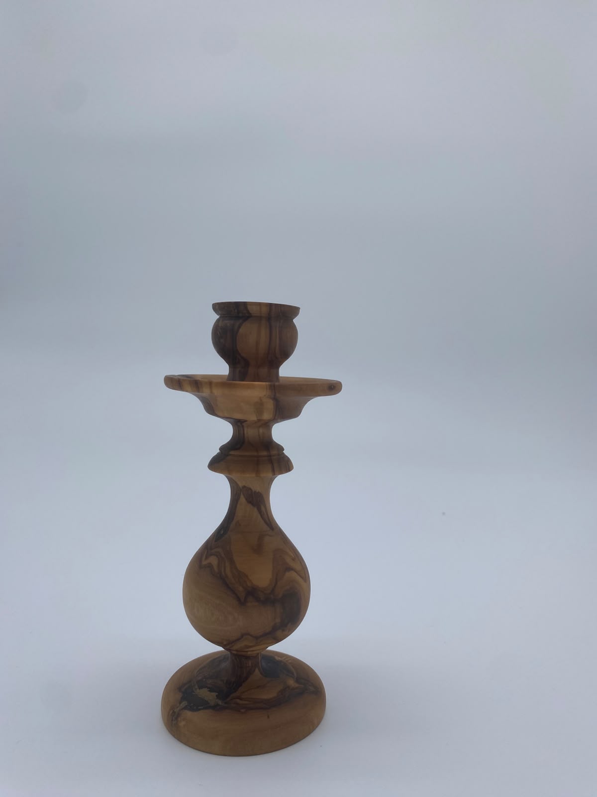 Olivenholz Kerzenständer „Kugel“ handgefertigt (Höhe 16 cm)