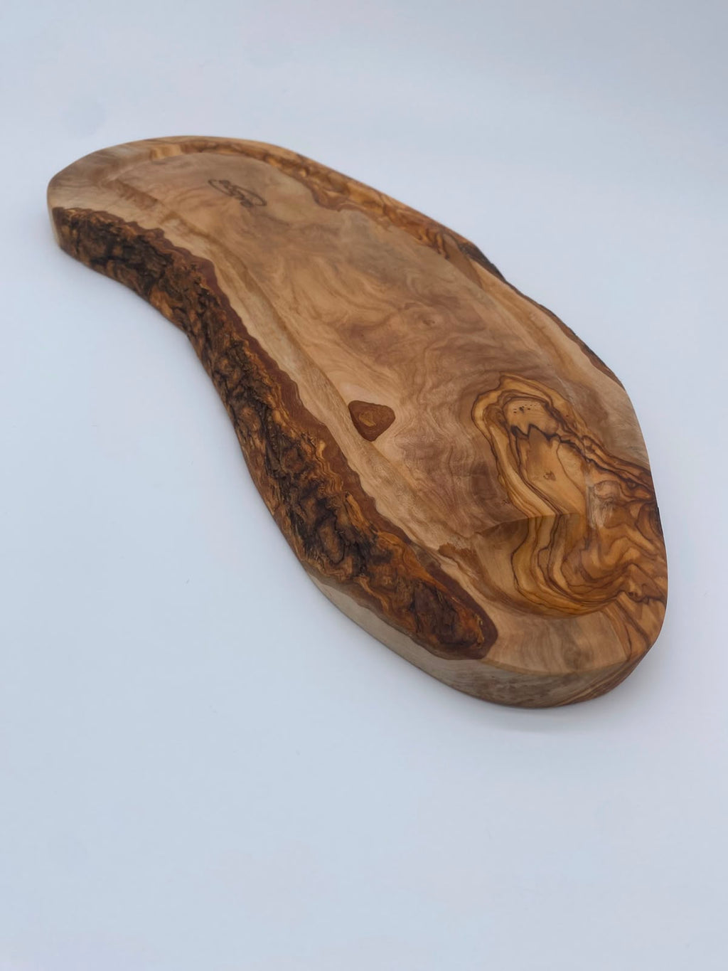 Olivenholz Serviertablett mit Naturrand handgefertigt (Tapas-Platte 41 x  17 cm )
