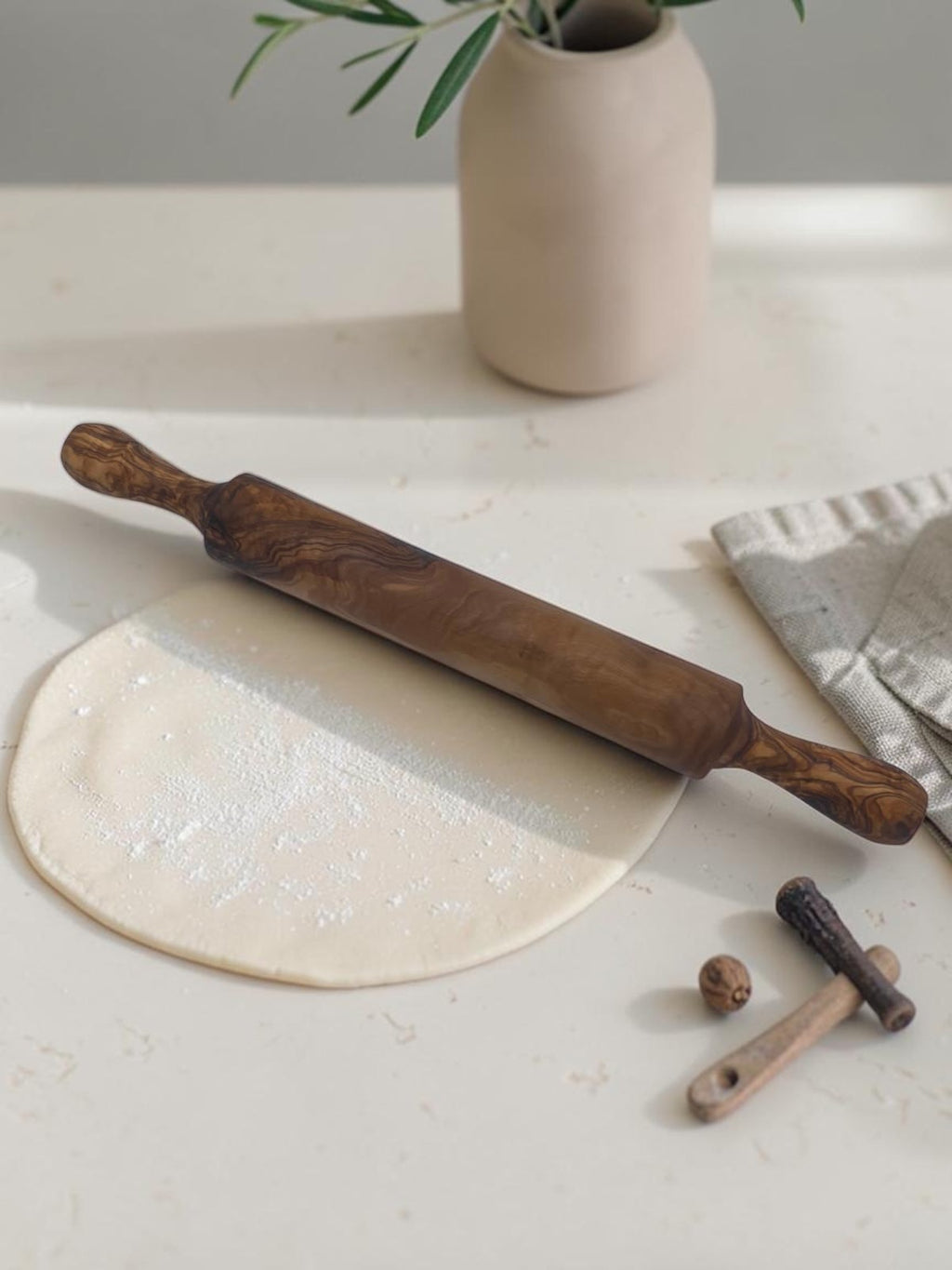 Olivenholz Nudelholz handgefertigt (Teigroller Länge: 40 cm )