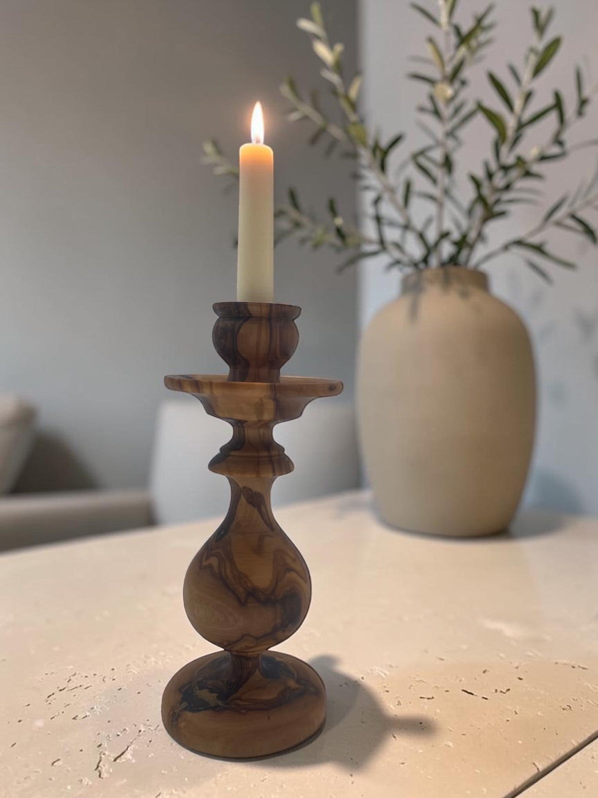 Olivenholz Kerzenständer „Kugel“ handgefertigt (Höhe 16 cm)