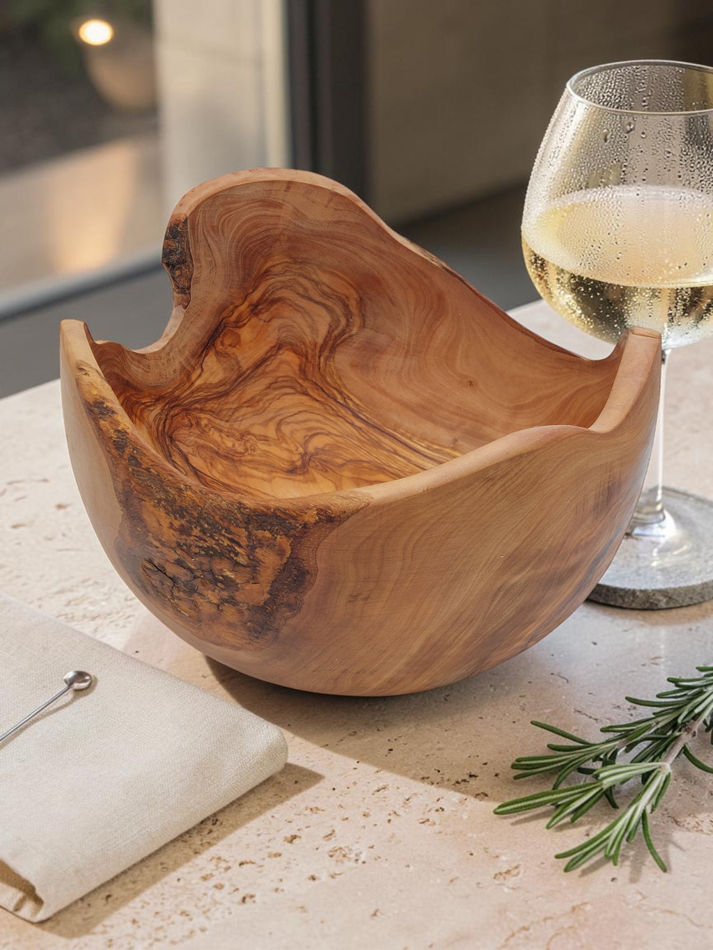 Olivenholz Schale mit Naturrand handgefertigt (Ø 24 cm)